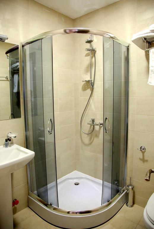 Hotel Feri Tbilisi Bagian luar foto