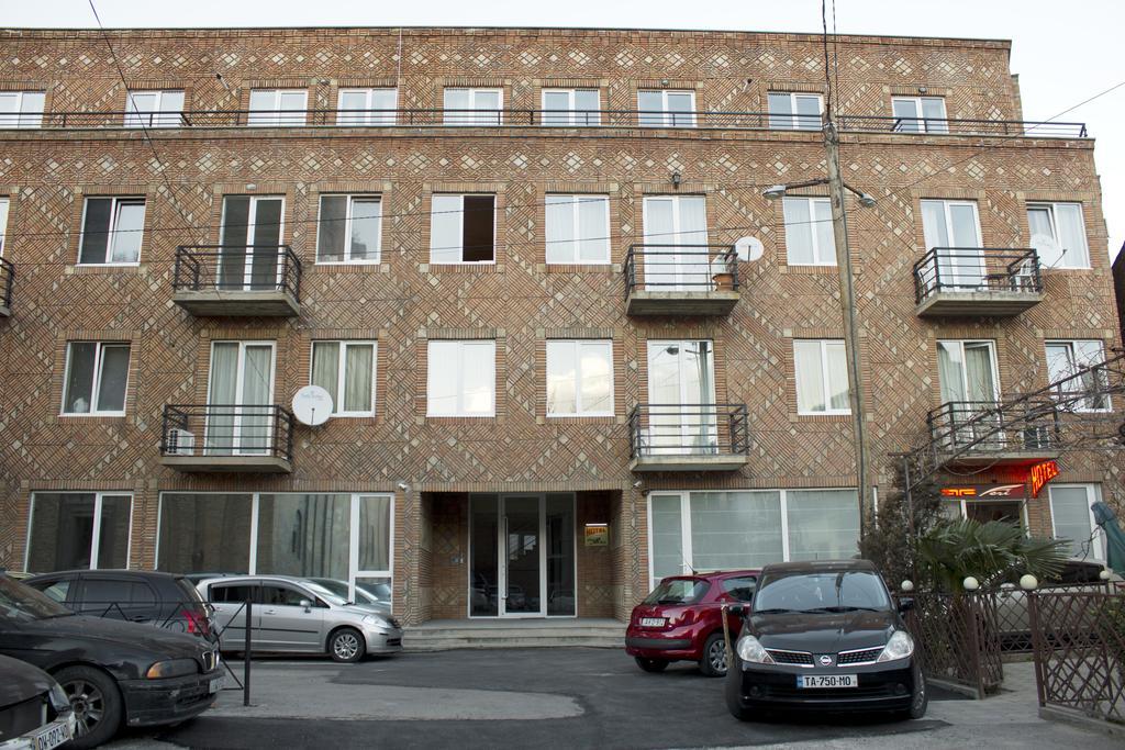 Hotel Feri Tbilisi Bagian luar foto