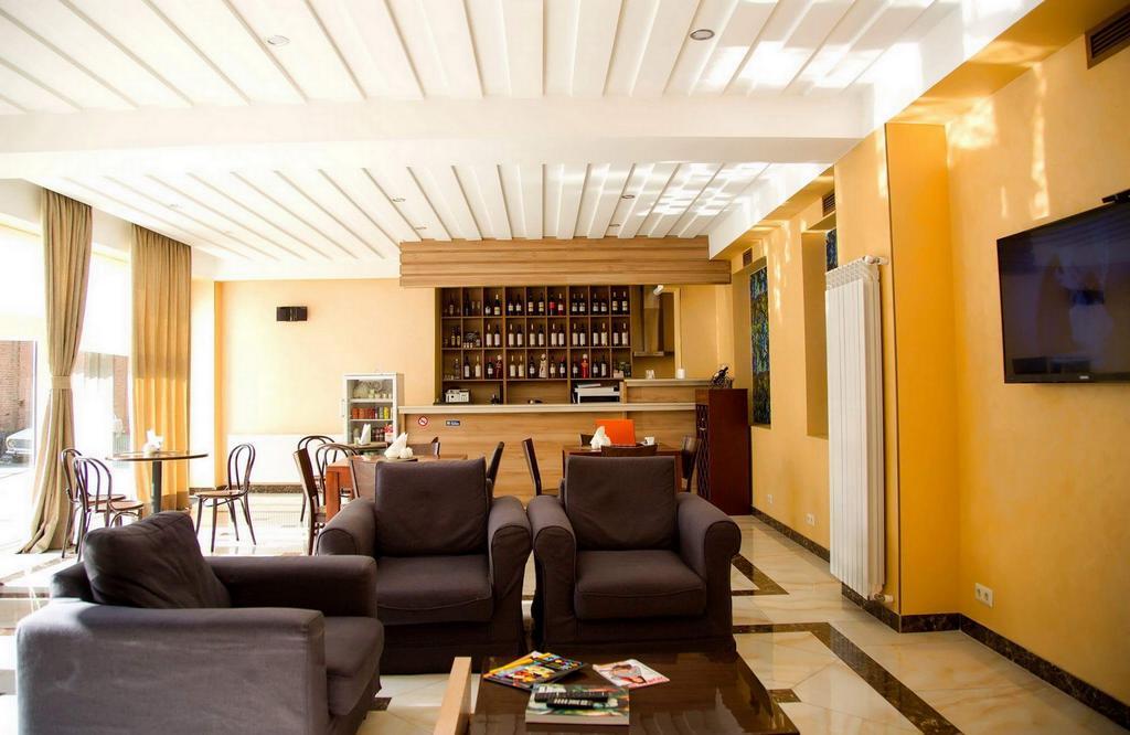 Hotel Feri Tbilisi Bagian luar foto
